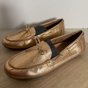 Vionic Women’s Rose Gold Blush Metallic Leather Loafers US 11